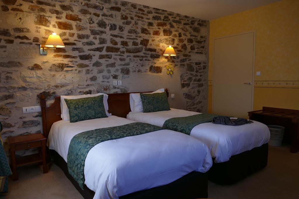 Logis Hotels Le Champalud Restaurant La Citadelle Orée-d'Anjou Chambre photo
